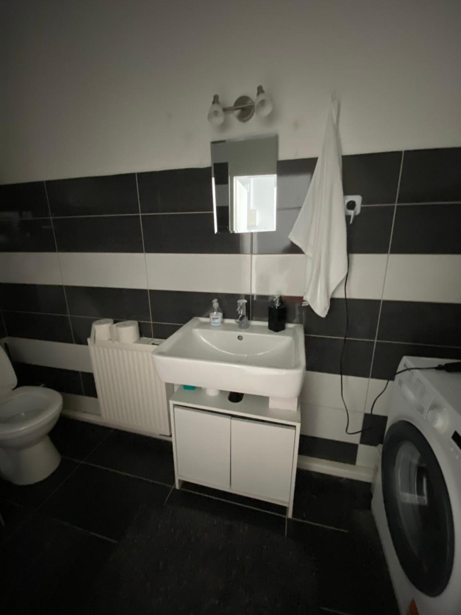 Wunderschoene Ferienwohnung! 1 Appartement